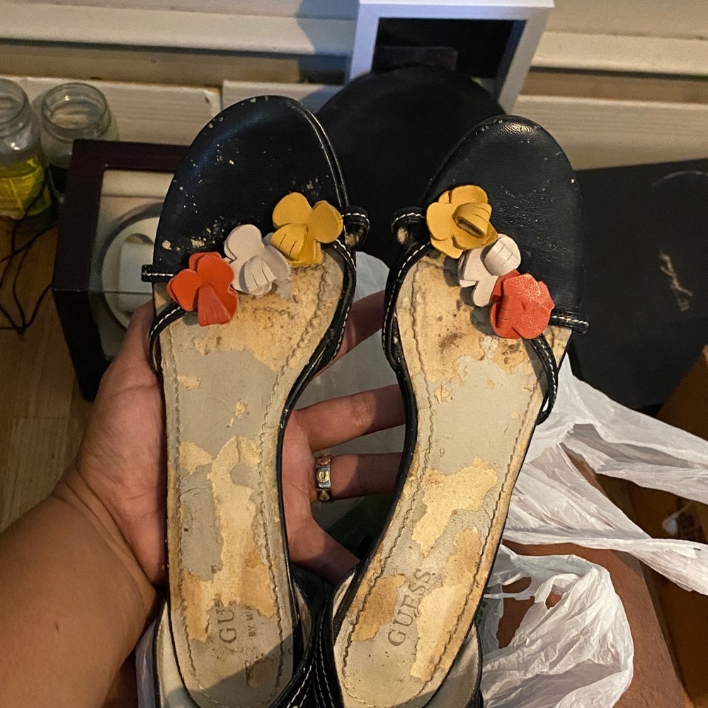 GUESS Black Flats with Multicolor Floral Design
